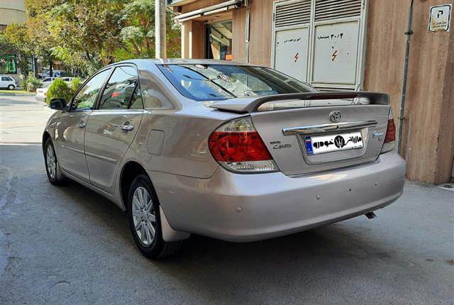 مقایسه نیسان ماکسیما و تویوتا کمری گرند