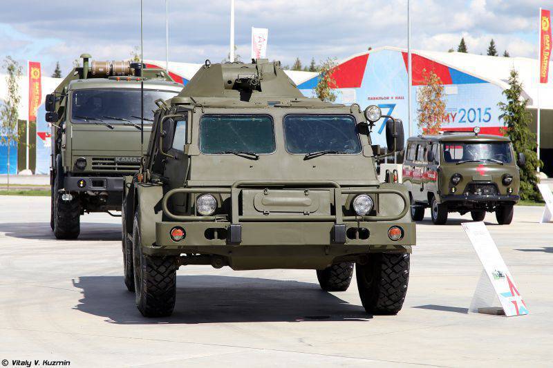 خودروی چند منظوره «ووندیک» روسیه خودروی چند منظوره «ووندیک» روسیه