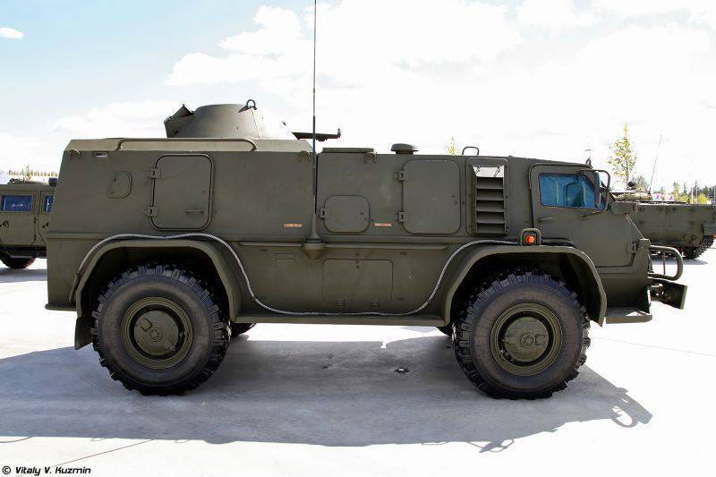 خودروی چند منظوره «ووندیک» روسیه خودروی چند منظوره «ووندیک» روسیه