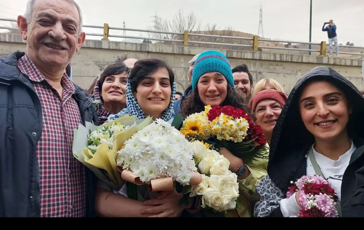 نیلوفر حامدی و الهه محمدی