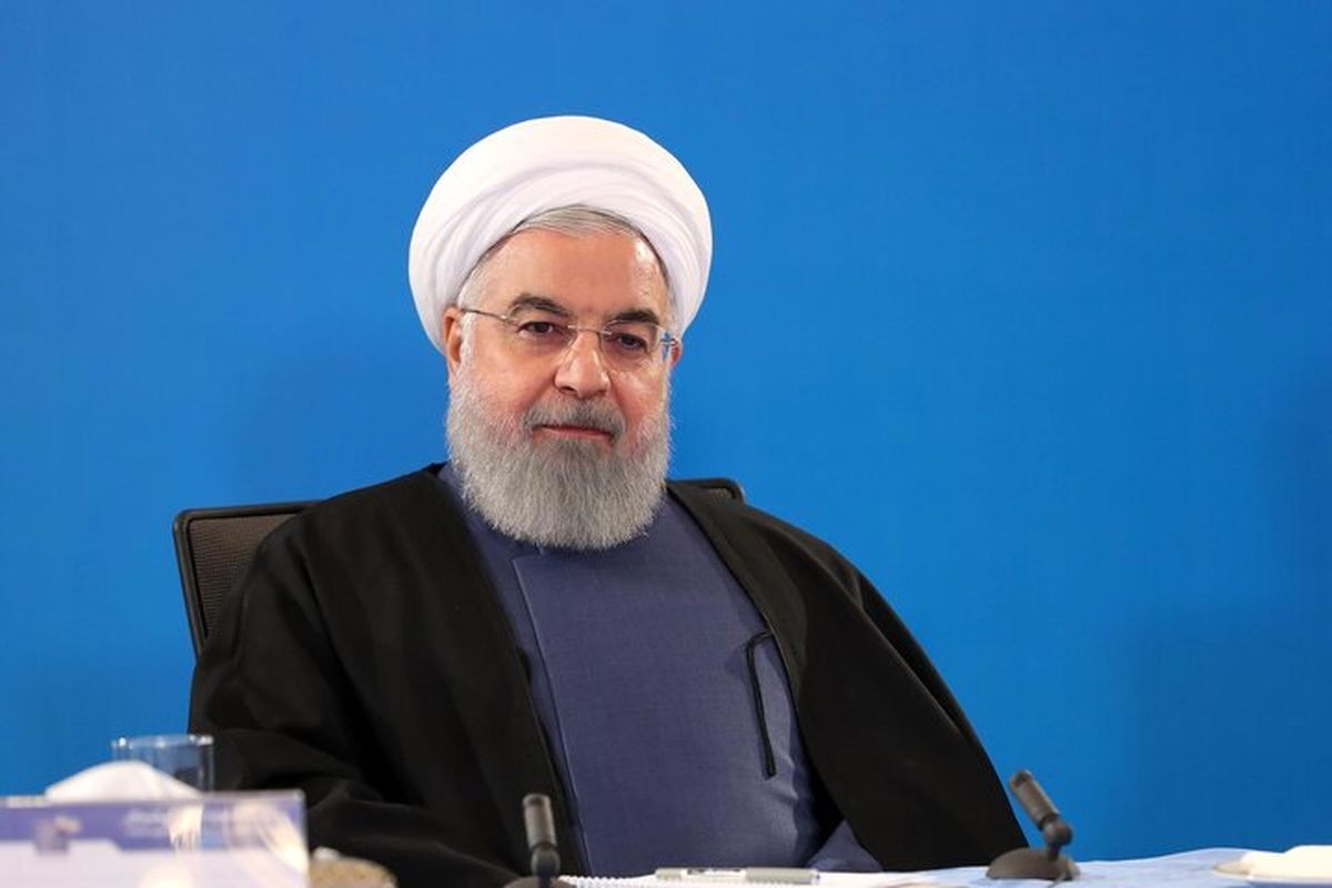 حسن روحانی: مردم باید امیدوار شوند که با شرکت در انتخابات تحول ایجاد می‌شود/ عده‌ای می‌گویند اگر در انتخابات شرکت نکنیم مسئولان متوجه و متنبه می‌شوند، اما...