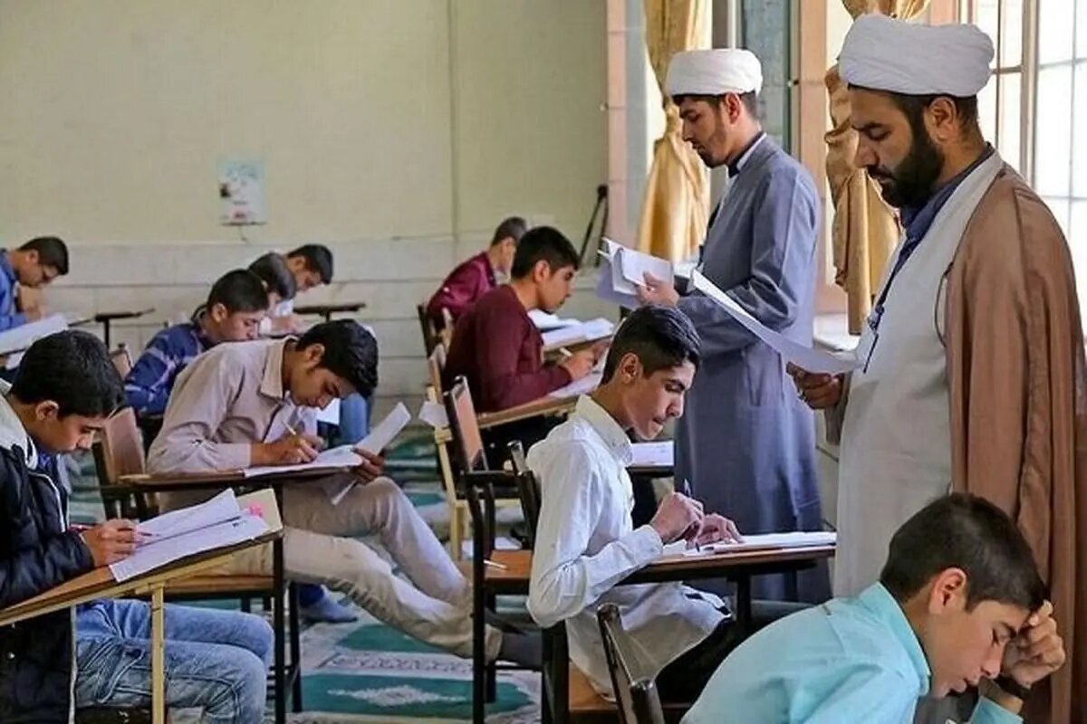 طلبه در آموزش و پرورش