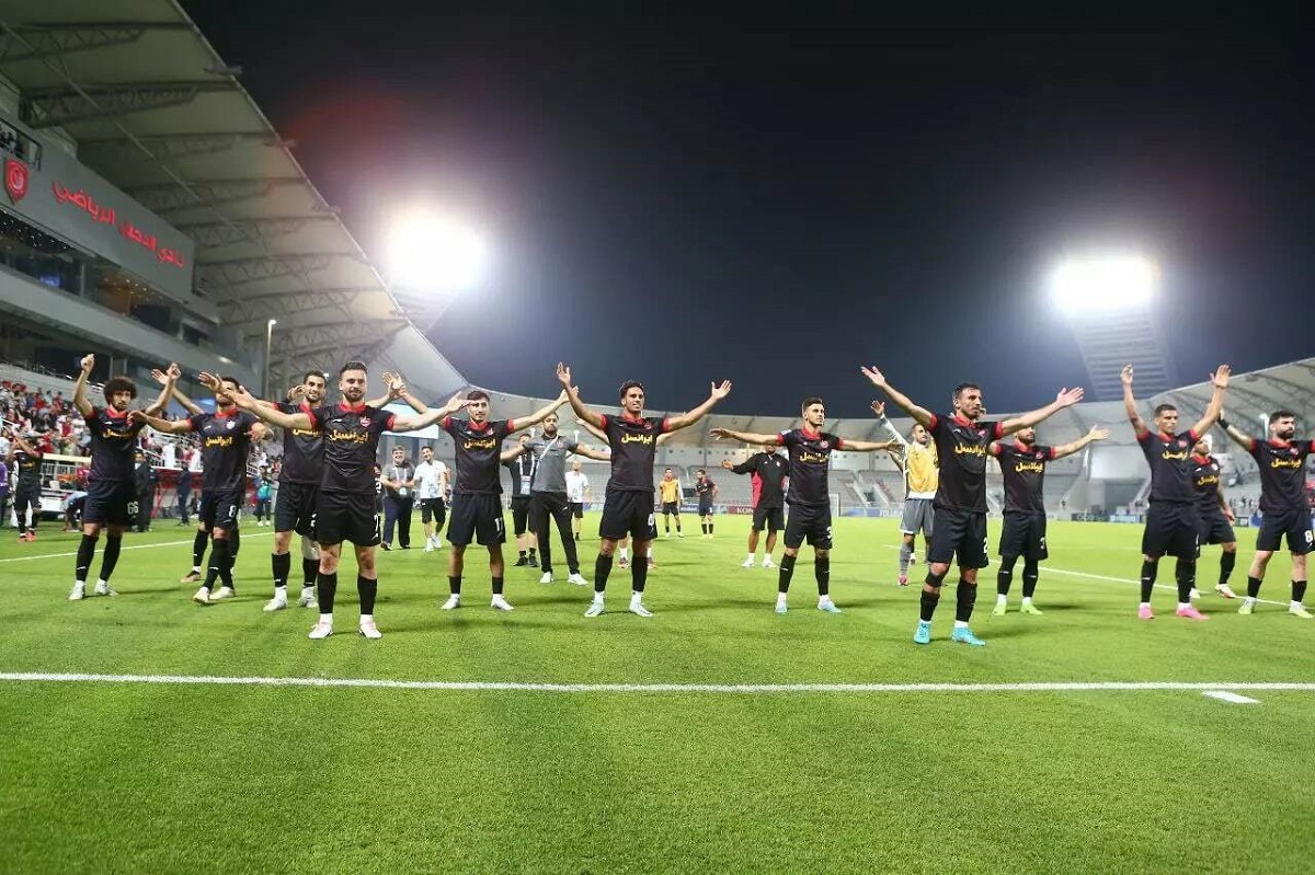 حمله کارشناس فوتبال به تیم ملی؛ تیم نوجوانان ایران ۳ گل به هنگ کنگ میزد! حمله کارشناس فوتبال به تیم ملی؛ تیم نوجوانان ایران ۳ گل به هنگ کنگ میزد!