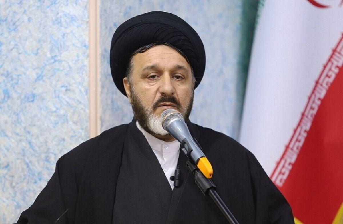 رئیس مجمع نمایندگان طلاب: اگر ناموس خود را دوست دارید در انتخابات شرکت کنید!