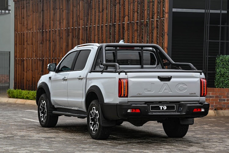 کی ام سی T۹ در نمایشگاه اتو اکسپو تهران رونمایی شد کی ام سی T۹ در نمایشگاه اتو اکسپو تهران رونمایی شد