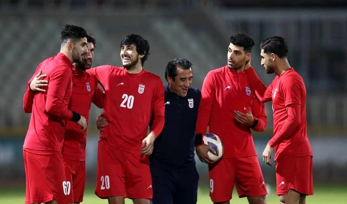 خداداد عزیزی کیست؟ خداداد عزیزی کیست؟