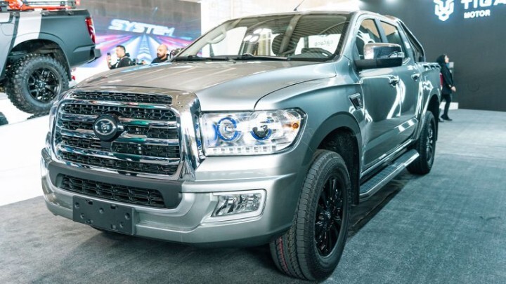 ۸ پیکاپ در اتو اکسپو تهران به نمایش درآمدند ۸ پیکاپ در اتو اکسپو تهران به نمایش درآمدند