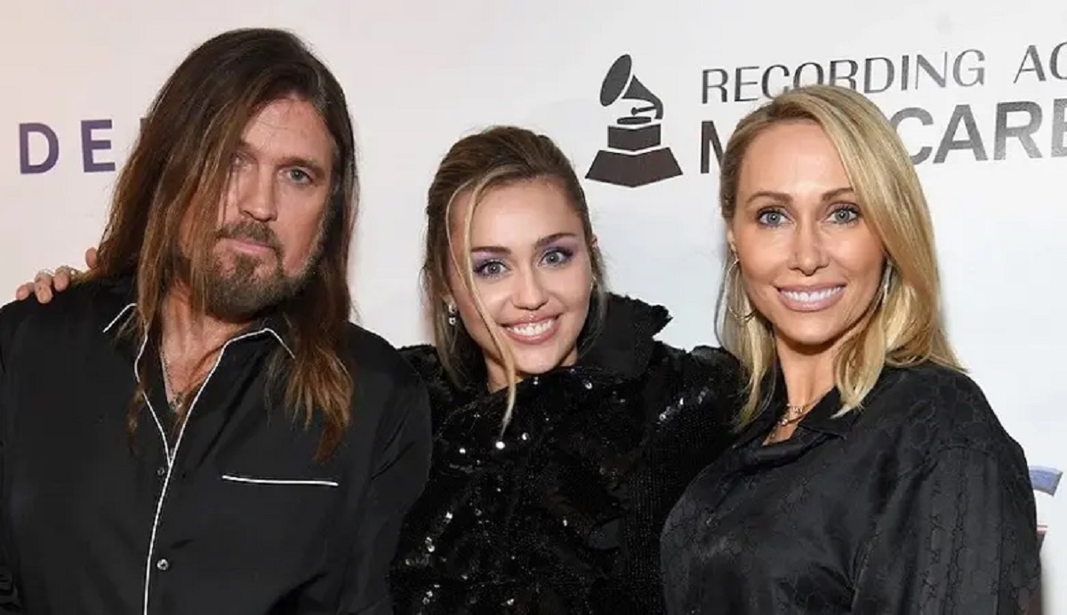 مایلی سایرس برنده جایزه گرمی کیست؟