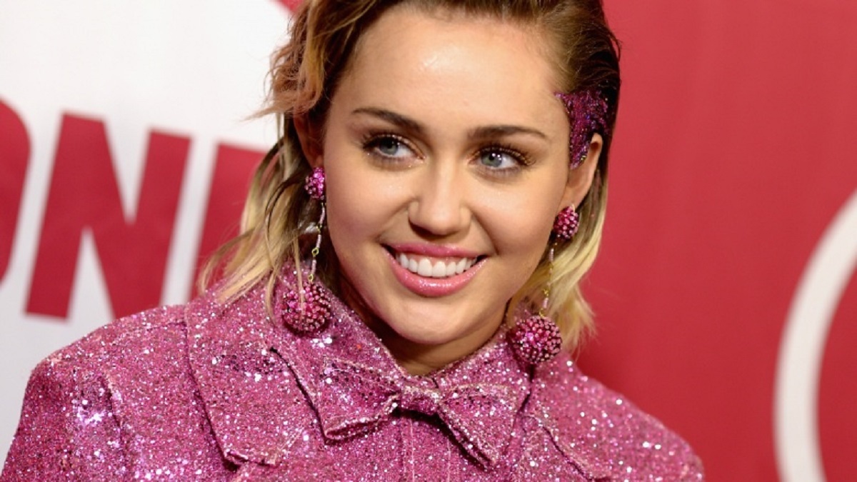 مایلی سایرس برنده جایزه گرمی کیست؟