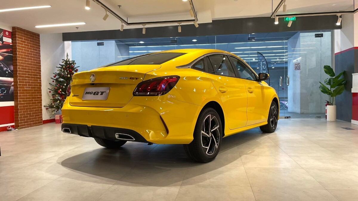 ام جی جی تی وارداتی جدید به بازار ایران