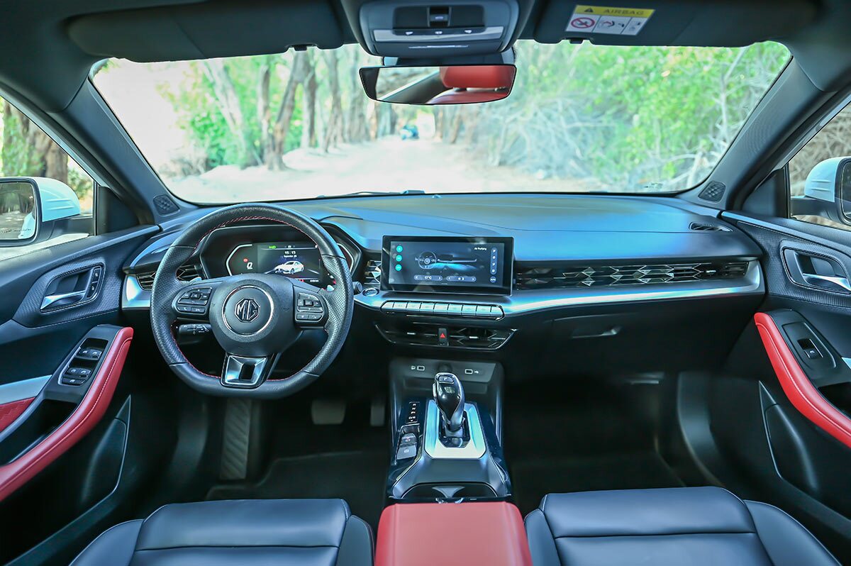 ام جی جی تی وارداتی جدید به بازار ایران