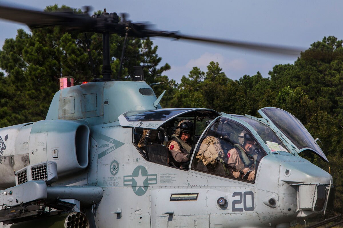 مشخصات هلیکوپتر تهاجمی AH-1W/AH-1Z سوپر کبرا