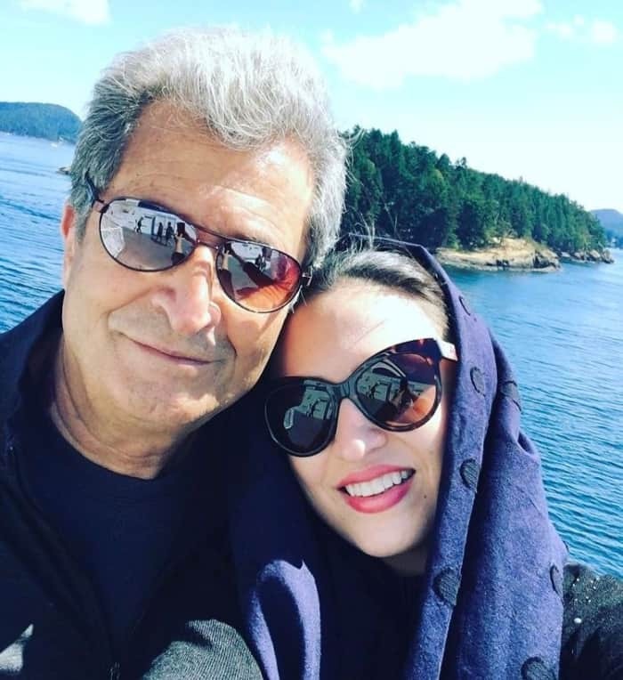 گلاره عباسی کیست؟ گلاره عباسی کیست؟