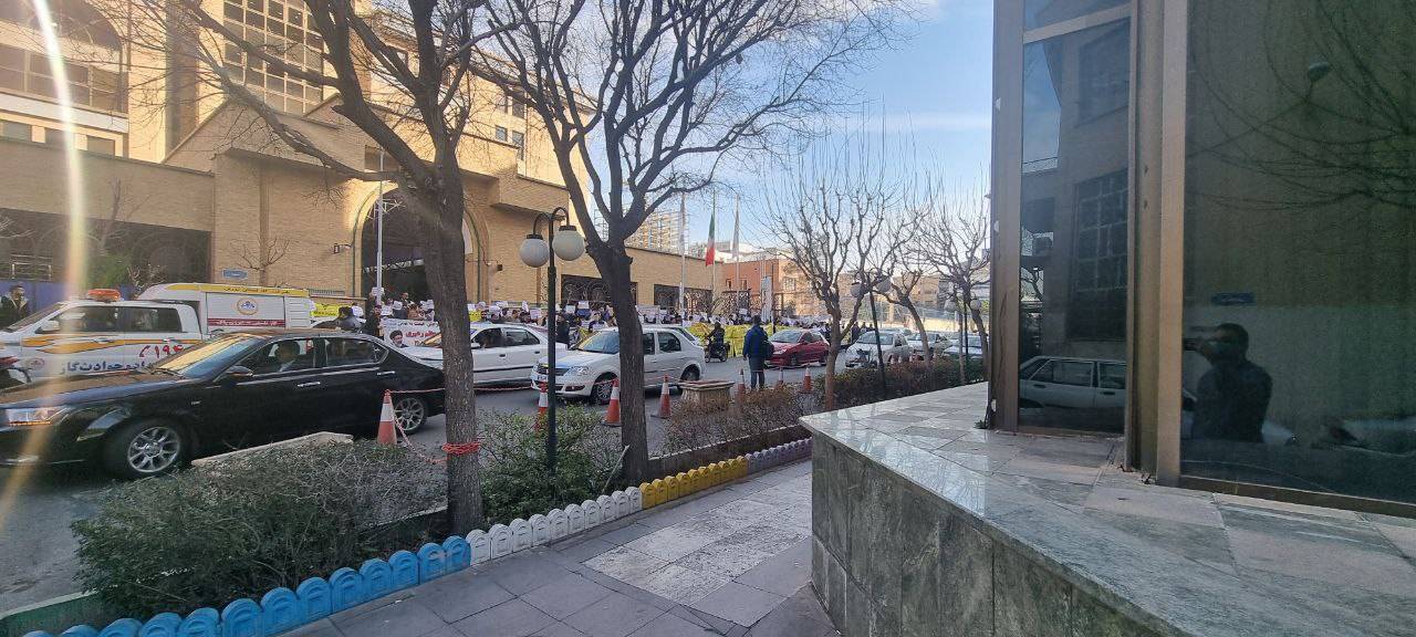 معترضان وزارت صمت