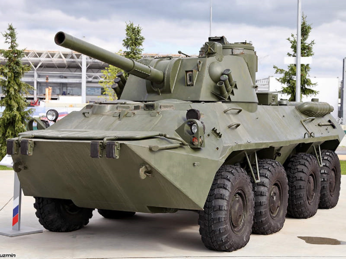 خمپاره انداز خودکششی نونا ۲اس۲۳ خمپاره انداز خودکششی نونا ۲اس۲۳