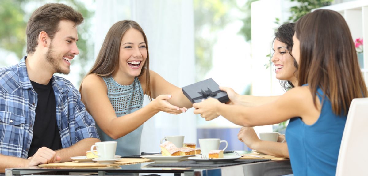 فواید مهربانی با دیگران