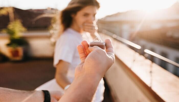 تفاوت حلقه نامزدی و ازدواج در چیست؟