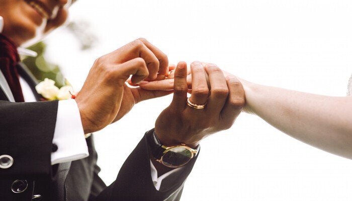 تفاوت حلقه نامزدی و ازدواج در چیست؟