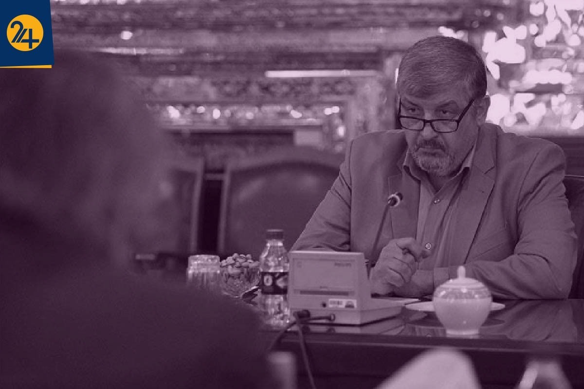 مجلس جای عقلا است نه چناران/ راه تغییر از صندوق رای می مجلس جای عقلا است نه چناران/ راه تغییر از صندوق رای می