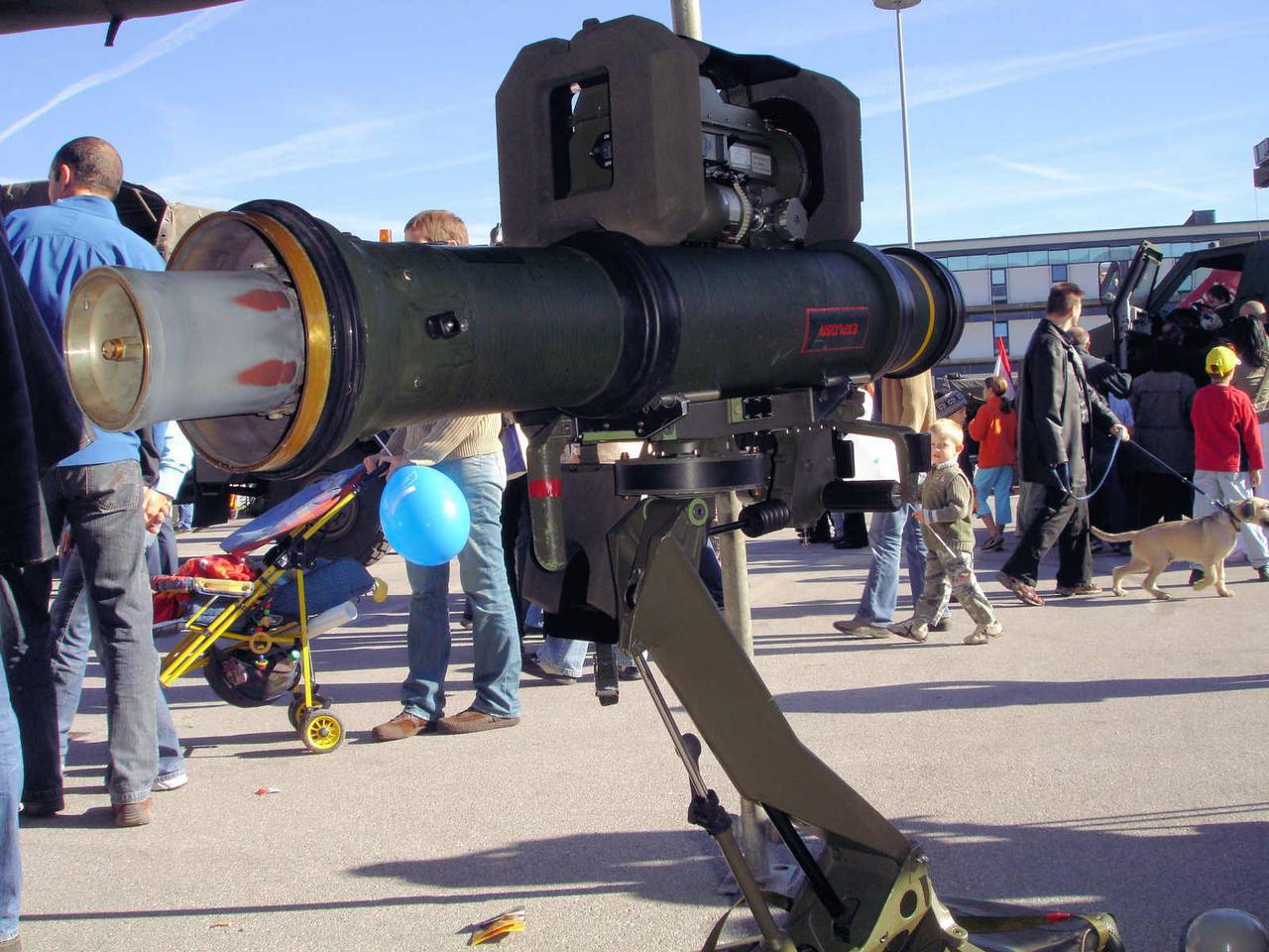 اسلحه هدایت شونده ضد تانک BILL 2 اسلحه هدایت شونده ضد تانک BILL 2