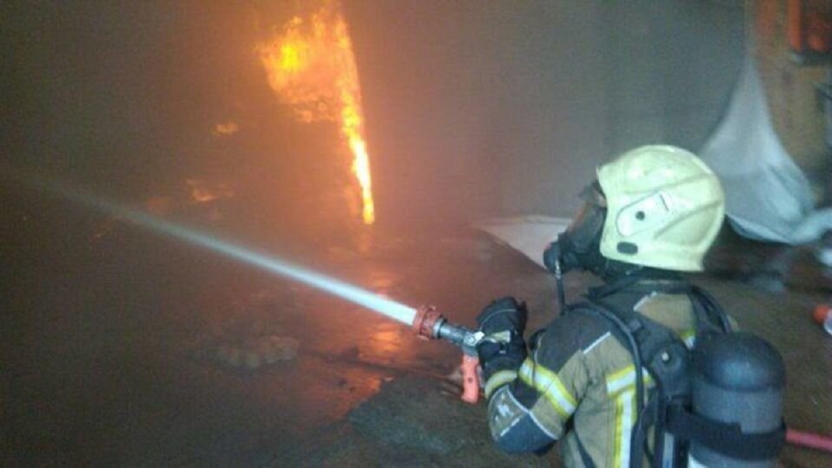 آتش‌سوزی هولناک در خیابان کریم‌خان