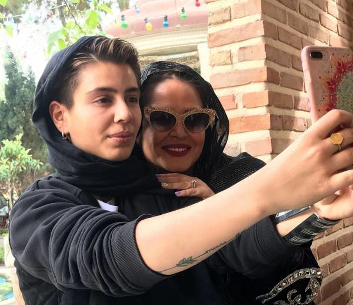 بهاره رهنما کیست؟ بهاره رهنما کیست؟