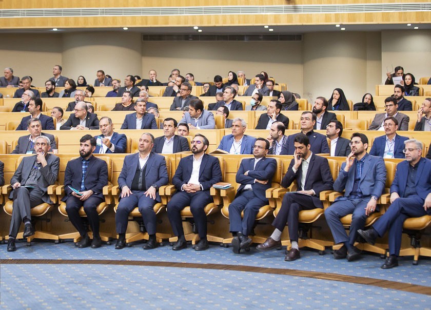 حضور مدیرعامل و اعضای هیات مدیره بیمه البرز در همایش اقتصاد ایران حضور مدیرعامل و اعضای هیات مدیره بیمه البرز در همایش اقتصاد ایران