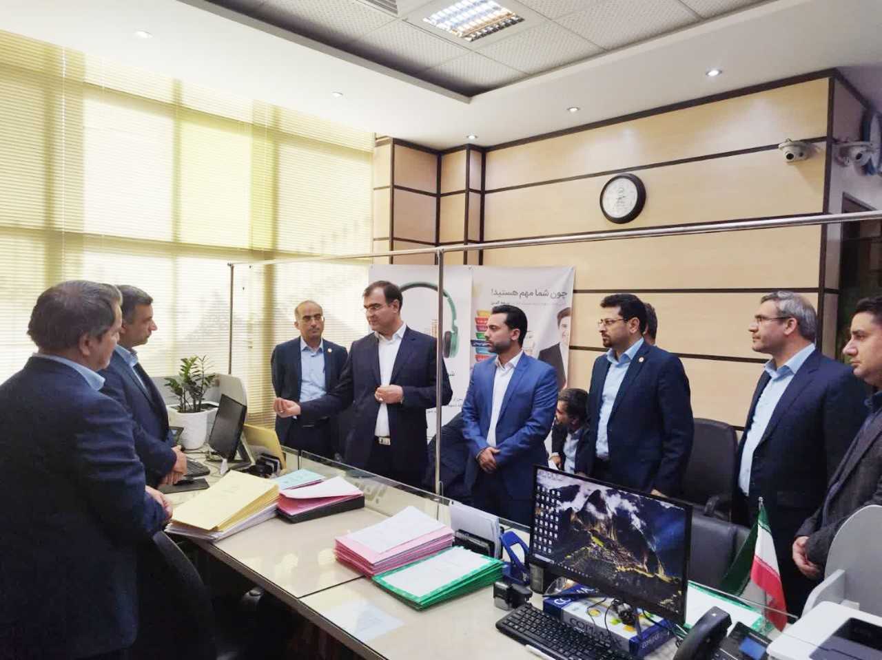 پیشتازی بیمه البرز در سایه رعایت اصول حرفه‌ای و اخلاقی