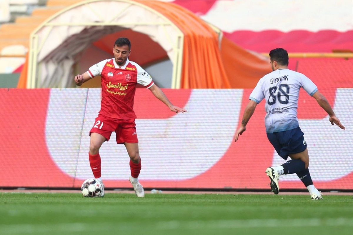 خلاصه بازی پرسپولیس و تراکتور