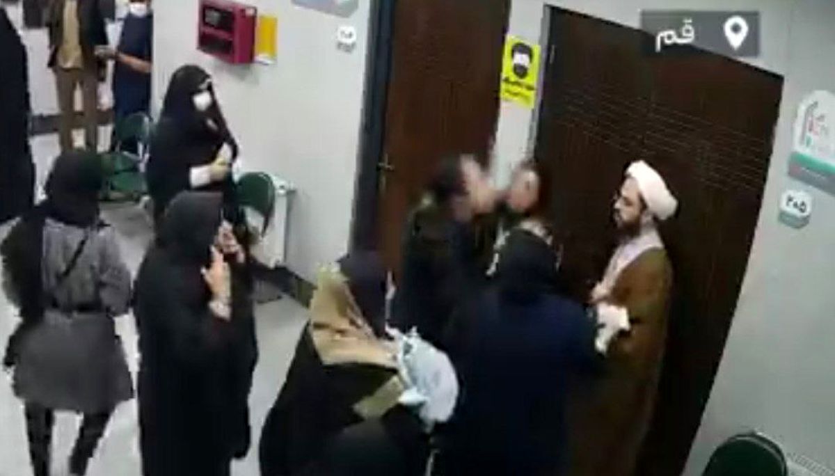 دستور شناسایی عامل پخش فیلم درگیری در درمانگاه قم صادر شد! دستور شناسایی عامل پخش فیلم درگیری در درمانگاه قم صادر شد!