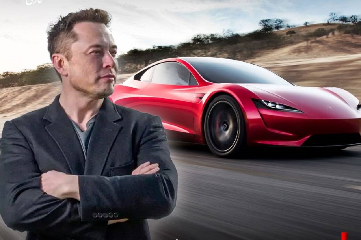ایلان ماسک و خودروی رودستر