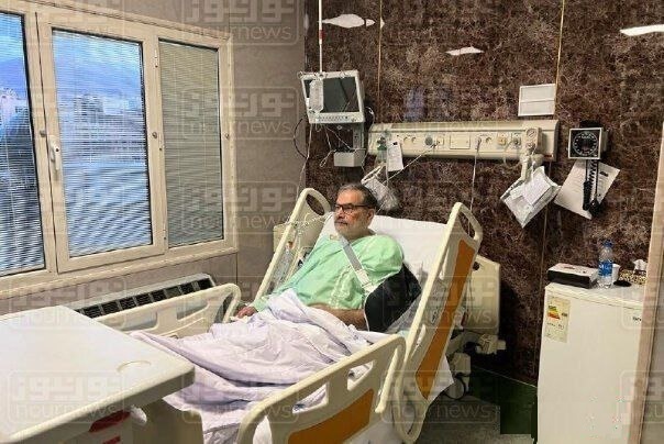 علی شمخانی در بیمارستان