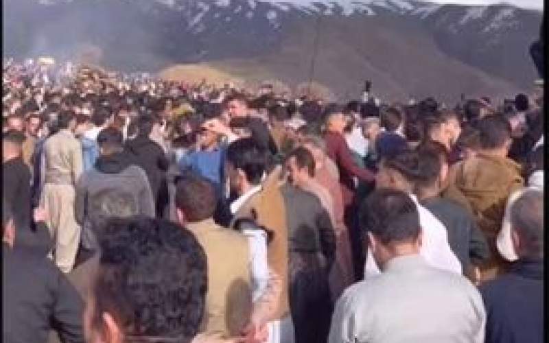 رقص و شادی در مراسم پیشواز از نوروز در کردستان