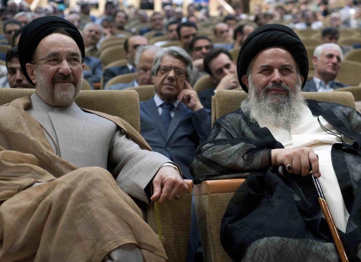 سید محمد موسوی بجنوردی که بود؟