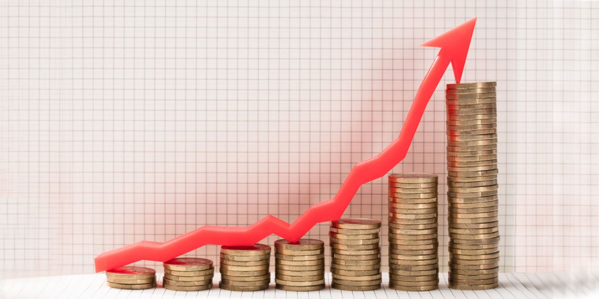 راهبرد اقتصادی دولت هنوز مشخص نیست/ نمی‌توان به کاهش نرخ تورم امیدوار بود