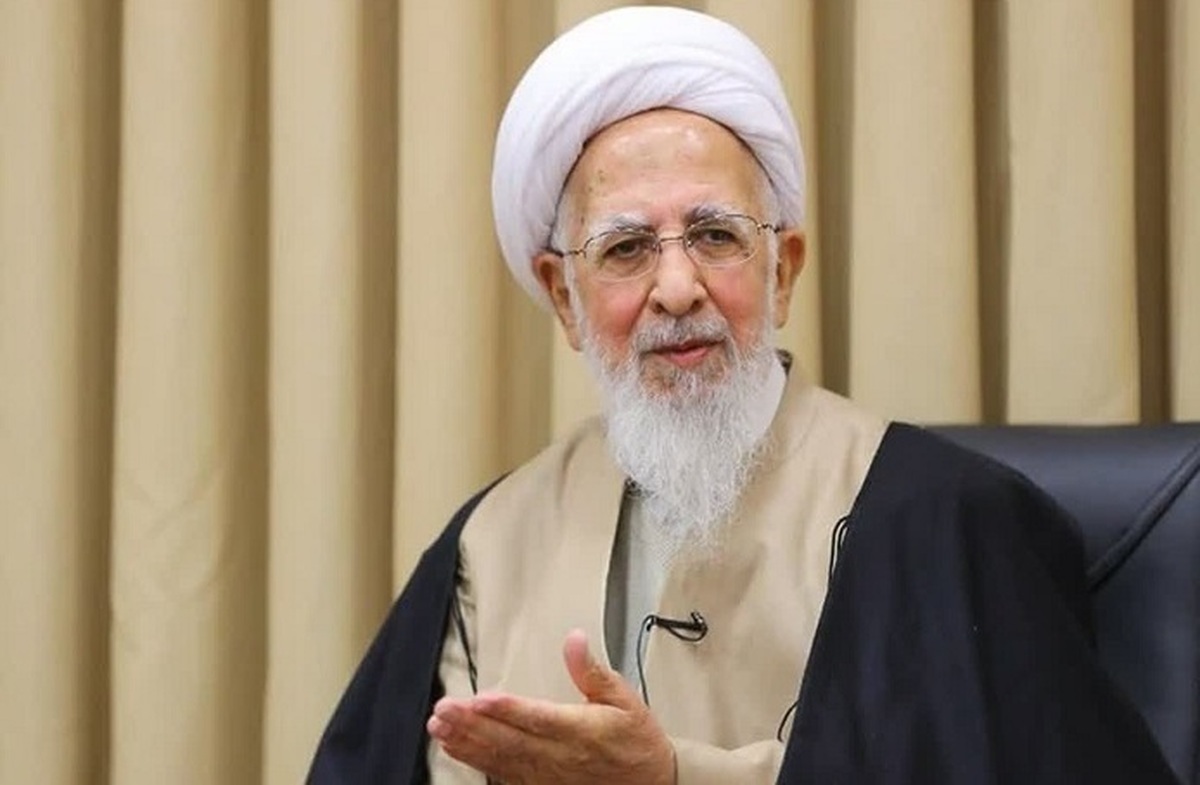 آیت‌الله جوادی آملی: مسئولین و وکلا بدانند که اینگونه اداره کردن‌ها با گرانی در شان ملت نیست