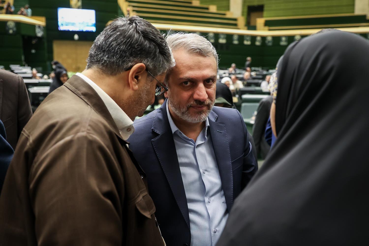 جزئیات جلسه استیضاح وزیر صمت/ مخالفان و موافقان وزیر صمت چه گفتند؟