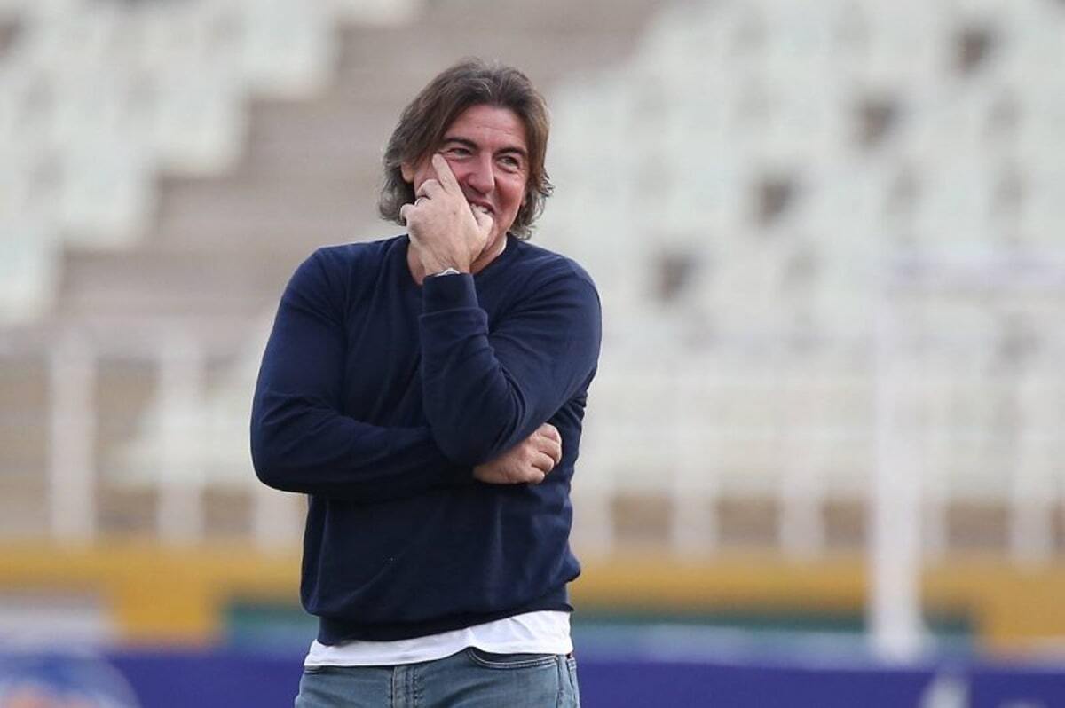 استقلال با ساپینتو تمدید می‌کند