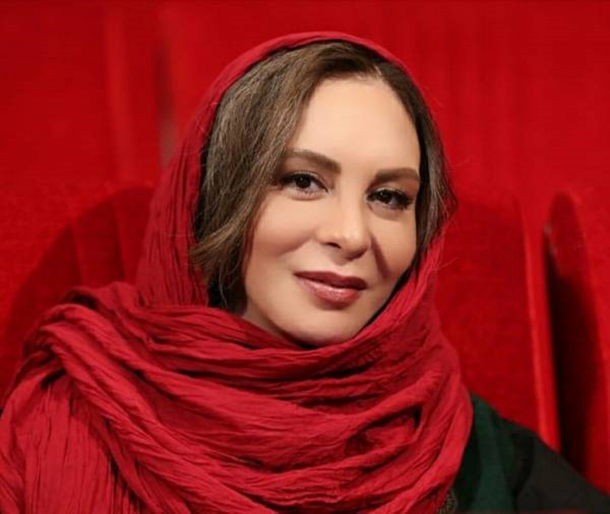 کشف حجاب افسانه بایگان