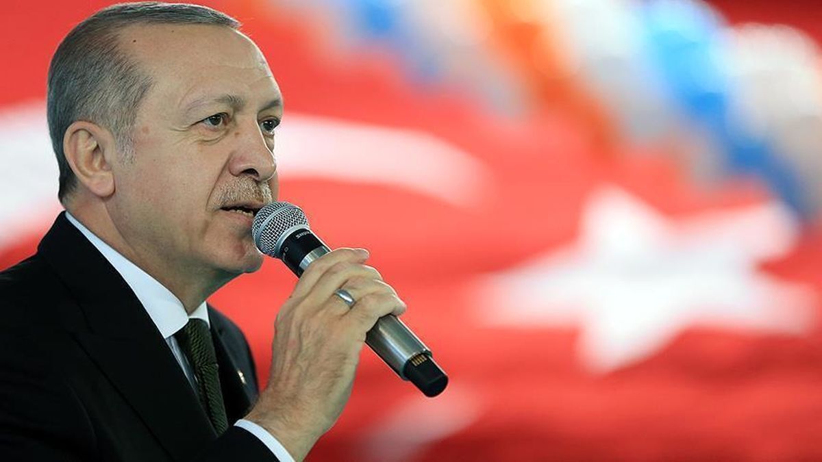 آواز خواندن اردوغان در جمع هوادارانش! +فیلم