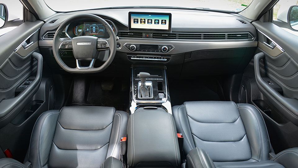 خودرو فیدلیتی که به نمایندگان مجلس اهدا شد چه آپشنی‌هایی دارد؟