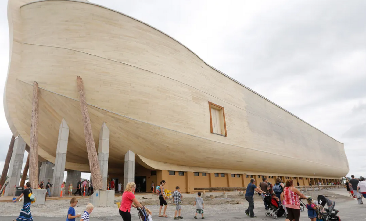 شبیهسازی کشتی عظیم نوح(ع) با ابعاد واقعی شبیهسازی کشتی عظیم نوح(ع) با ابعاد واقعی