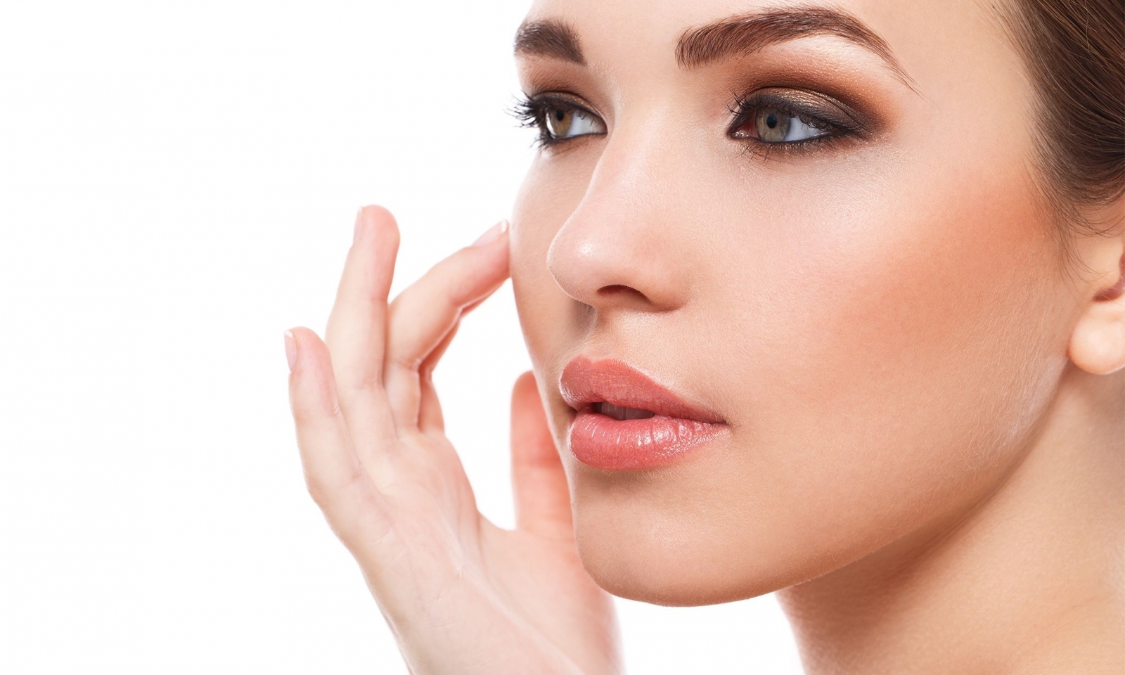 علت و درمان ضخیم شدن پوست صورت‌