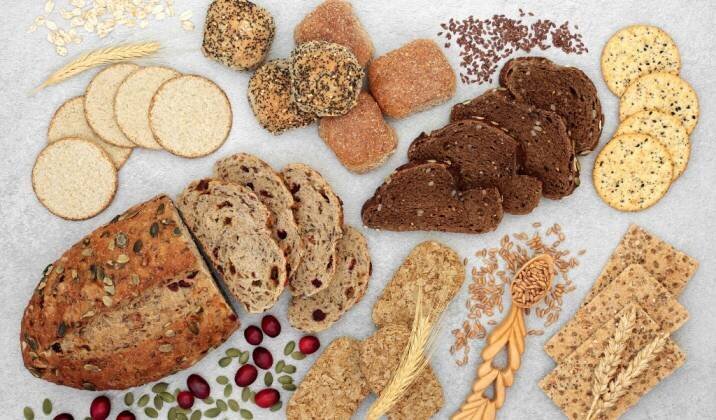 بهترین نان‌های رژیمی و انواع آن