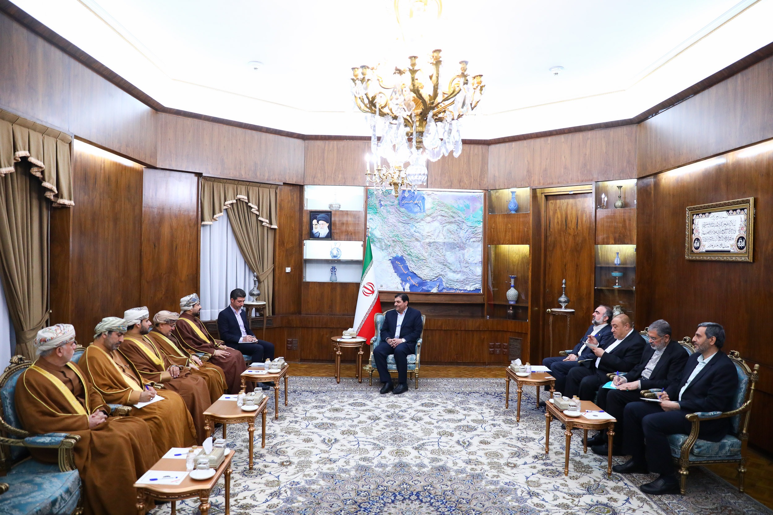 محمد مخبر: باید روابط اقتصادی را همپای روابط دوستانه دو کشور گسترش دهیم محمد مخبر: باید روابط اقتصادی را همپای روابط دوستانه دو کشور گسترش دهیم