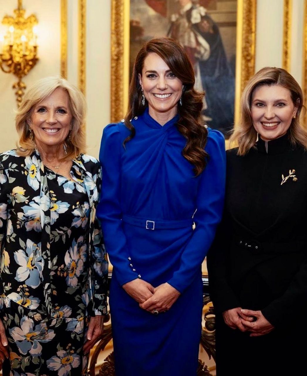 آرایشگر ایرانی بانوی اول آمریکا برای مراسم تاج گذاری چارلز سوم کیست؟ +عکس آرایشگر ایرانی بانوی اول آمریکا برای مراسم تاج گذاری چارلز سوم کیست؟ +عکس