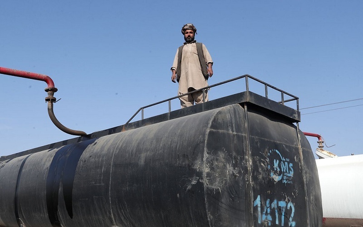 حراج گازوئیل ایران در پاکستان بهرغم واردات آن! حراج گازوئیل ایران در پاکستان بهرغم واردات آن!