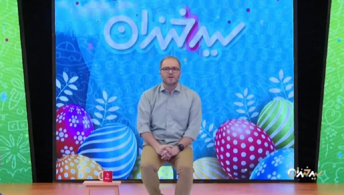 فیلم شوخی غیراخلاقی در برنامه فاخرِ صداوسیما!