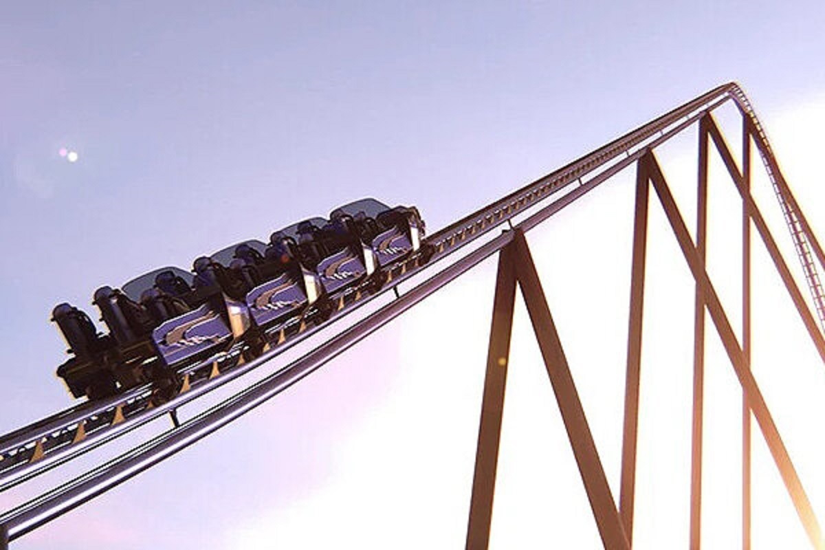 فیلم سقوط دو کودک از ترن هوایی در پارک شادی یزد