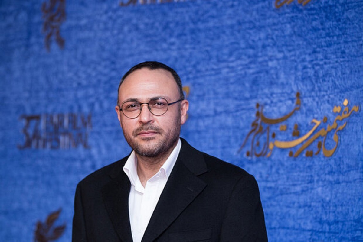 فیلم تنبور نوازی دلنشین رضا پروانه در برنامه مهمونی فیلم تنبور نوازی دلنشین رضا پروانه در برنامه مهمونی